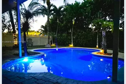 1301 NE 42nd St, Oakland Park, FL 33334 - Photo 1
