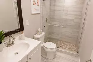 1301 NE 42nd St, Oakland Park, FL 33334 - Photo 53
