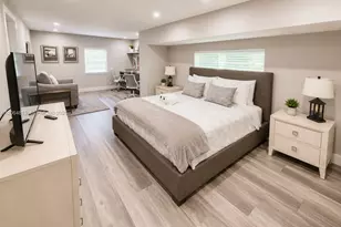1301 NE 42nd St, Oakland Park, FL 33334 - Photo 37