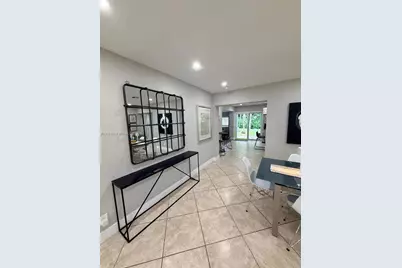 1301 NE 42nd St, Oakland Park, FL 33334 - Photo 41