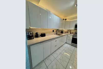 300 Bayview Dr #1603, Sunny Isles Beach, FL 33160 - Photo 9
