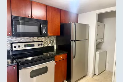 770 Claughton Island Dr #1911, Miami, FL 33131 - Photo 5