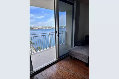 770 Claughton Island Dr #1911, Miami, FL 33131 - Photo 11
