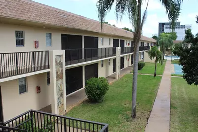 421 NE 1st St #112, Hallandale Beach, FL 33009 - Photo 13