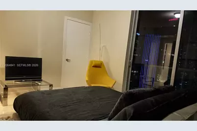 1060 Brickell Ave #2411, Miami, FL 33131 - Photo 13