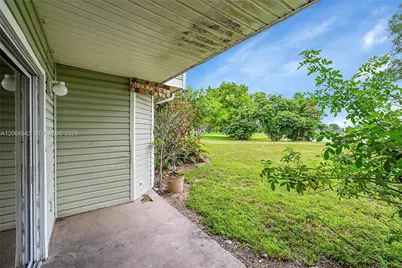 3453 NW 44th St #107, Oakland Park, FL 33309 - Photo 23