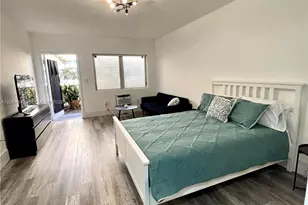 8132 Harding Ave, Miami Beach, FL 33141 - Photo 5