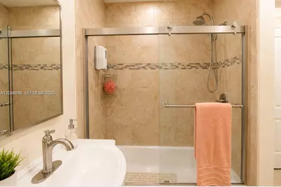 [Address not provided], Hollywood, FL 33020 - Photo 13