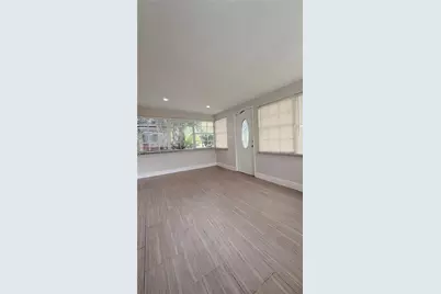 250 SW 7th St, Dania Beach, FL 33004 - Photo 23
