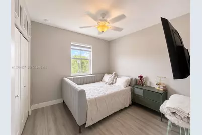 14753 SW 25th St, Miami, FL 33185 - Photo 29