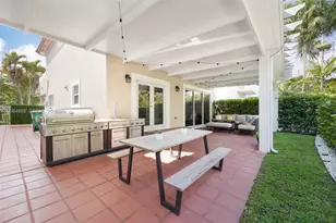 5230 NW 104th Ct, Doral, FL 33178 - Photo 13