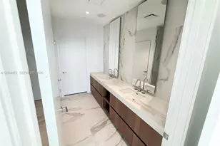 1400 Biscayne Blvd, Miami, FL 33132 - Photo 11