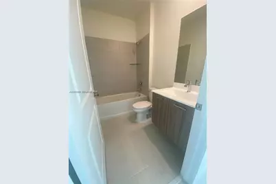 8201 NW 41st St #D-202, Doral, FL 33166 - Photo 7