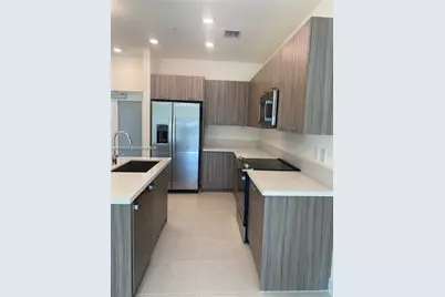 8201 NW 41st St #D-202, Doral, FL 33166 - Photo 3