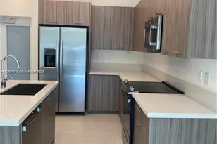 8201 NW 41st St, Doral, FL 33166 - Photo 3