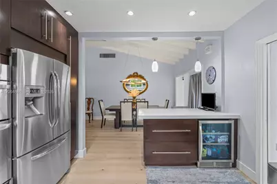 810 Venetia Ave, Coral Gables, FL 33134 - Photo 17
