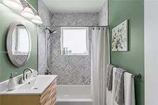 810 Venetia Ave, Coral Gables, FL 33134 - Photo 25