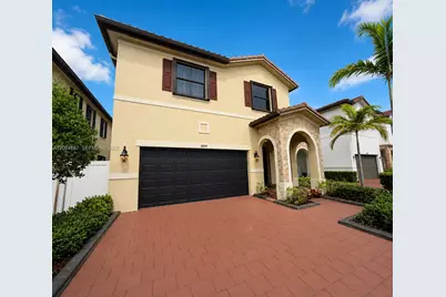 10614 W 35th Ln, Hialeah, FL 33018 - Photo 1