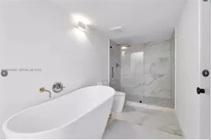 2575 S Bayshore Dr, Miami, FL 33133 - Photo 23
