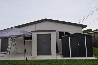 4035 E 2nd Ave, Hialeah, FL 33013 - Photo 43