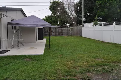 4035 E 2nd Ave, Hialeah, FL 33013 - Photo 39