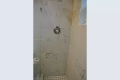 4035 E 2nd Ave, Hialeah, FL 33013 - Photo 23
