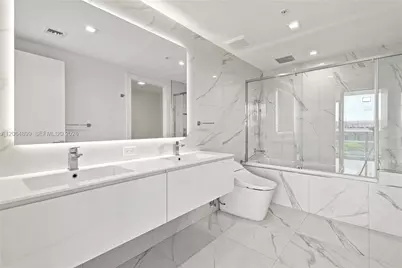1179 E Hallandale Blvd #302, Hallandale Beach, FL 33009 - Photo 21