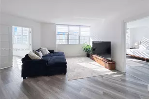 801 Brickell Bay Dr, Miami, FL 33131 - Photo 5