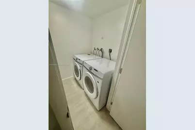 8010 NW 27th Pl #8010, Sunrise, FL 33322 - Photo 7