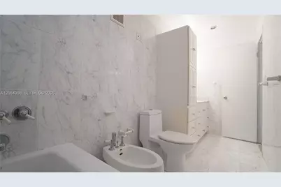 3823 Estepona Ave, Doral, FL 33178 - Photo 19