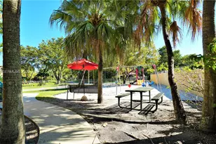 3823 Estepona Ave, Doral, FL 33178 - Photo 27