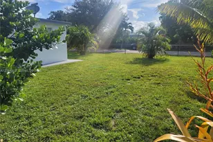 14280 NE 11th Ave, North Miami, FL 33161 - Photo 31
