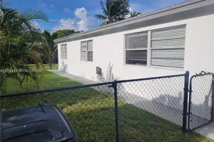 14280 NE 11th Ave, North Miami, FL 33161 - Photo 27