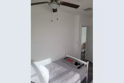 14280 NE 11th Ave, North Miami, FL 33161 - Photo 17