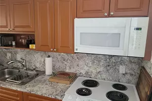 14280 NE 11th Ave, North Miami, FL 33161 - Photo 7