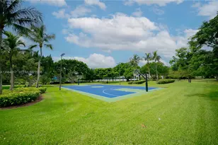 1357 Camellia Ln, Weston, FL 33326 - Photo 51