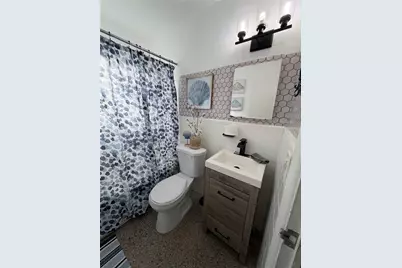 2130 McKinley St #1, Hollywood, FL 33020 - Photo 9