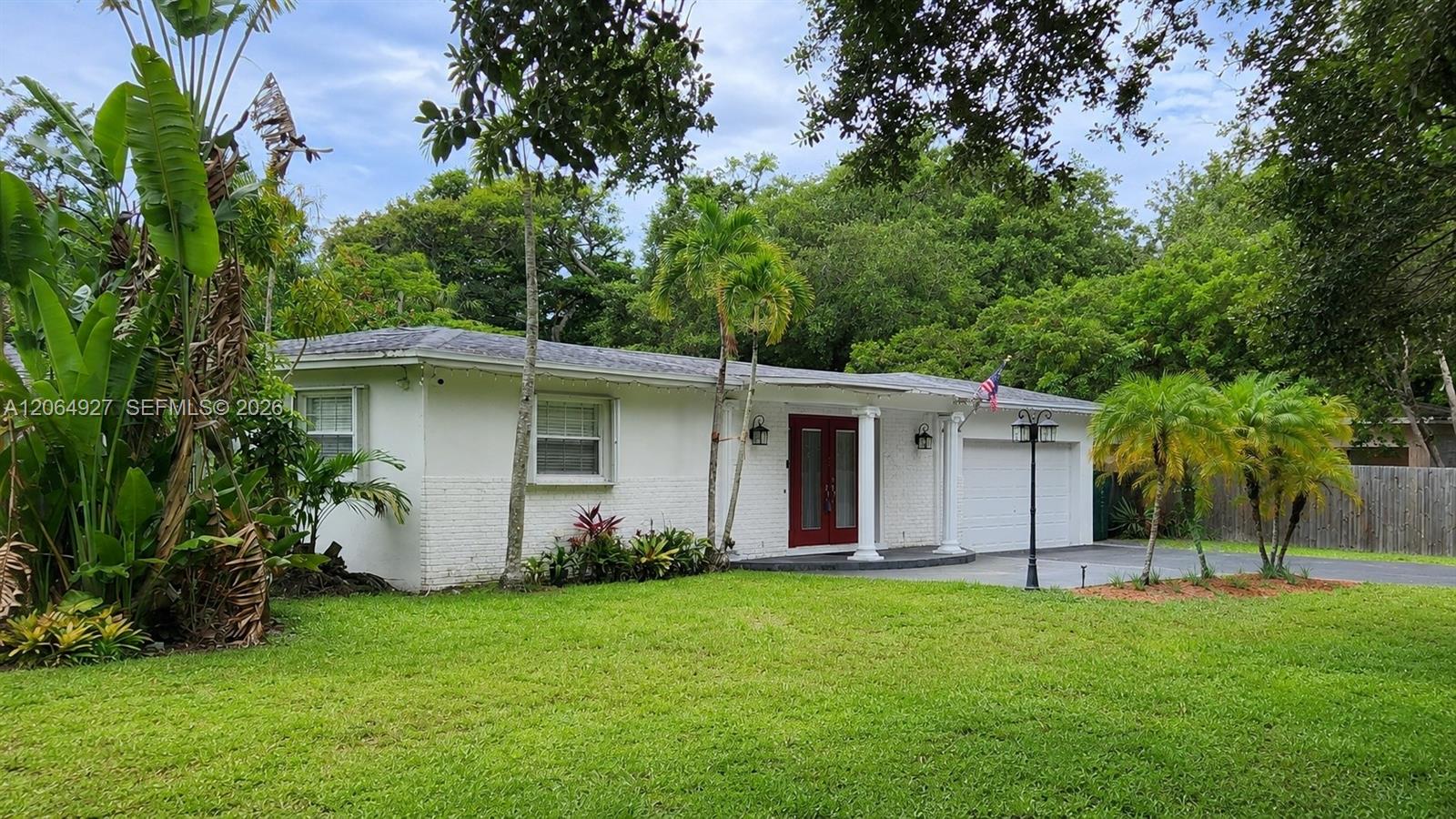 4020 SW 2nd St - 4020 SW 2nd St, Plantation, FL 33317 Luxury Property | Jose Angel Pina