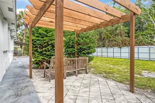 4020 SW 2nd St, Plantation, FL 33317 - Photo 21