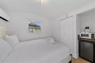 2946 SW 26th St, Miami, FL 33133 - Photo 5