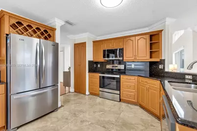 1853 SW 176th Way, Miramar, FL 33029 - Photo 11