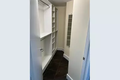 60 SW 13th St #3426, Miami, FL 33130 - Photo 3