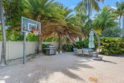74049 Overseas Hwy, Islamorada, FL 33036 - Photo 9