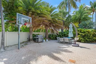 74049 Overseas Hwy, Islamorada, FL 33036 - Photo 9