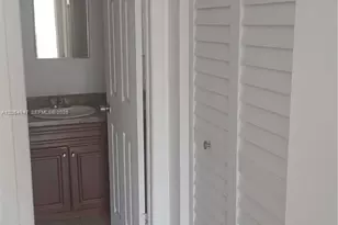 3610 NW 21st St, Lauderdale Lakes, FL 33311 - Photo 9
