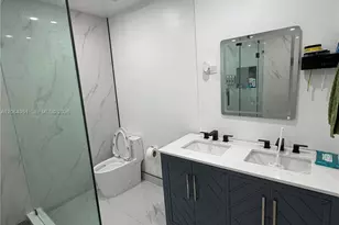 8690 SW 154th Cir Pl, Miami, FL 33193 - Photo 13