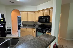 1015 Pipers Cay Dr, West Palm Beach, FL 33415 - Photo 3