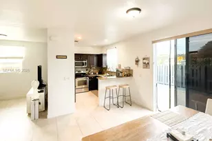 1001 NE 208th St, Miami, FL 33179 - Photo 9