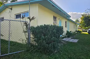 9360 SW 168th St, Palmetto Bay, FL 33157 - Photo 5