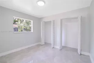 11715 NW 22nd Ct, Miami, FL 33167 - Photo 9